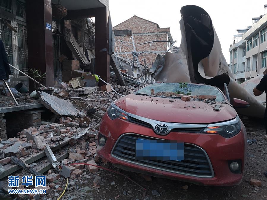 #（新华视界）浙江温岭槽罐车爆炸已致10人死亡117人受伤